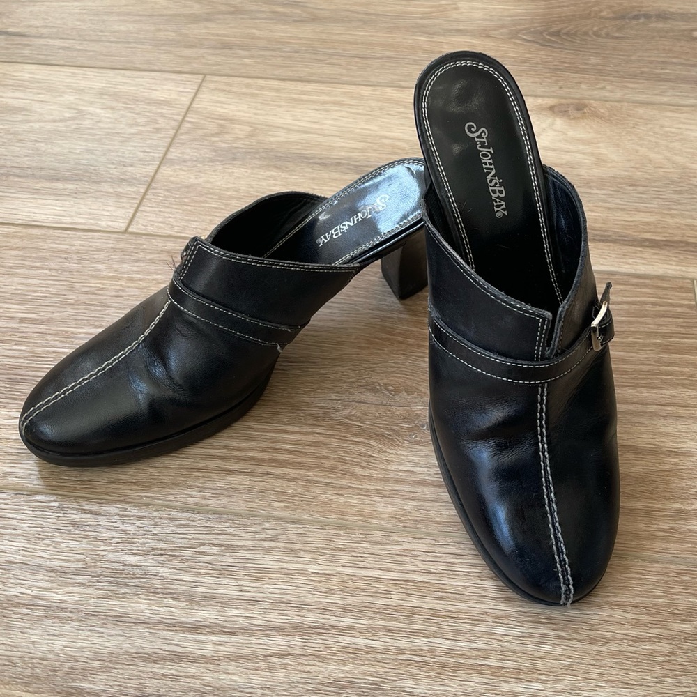 At. John’s Bay Leather Clog/Mules 3” heel, Black Leather Sz  7